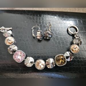 Chic Crystal Bracelet and Earring Set